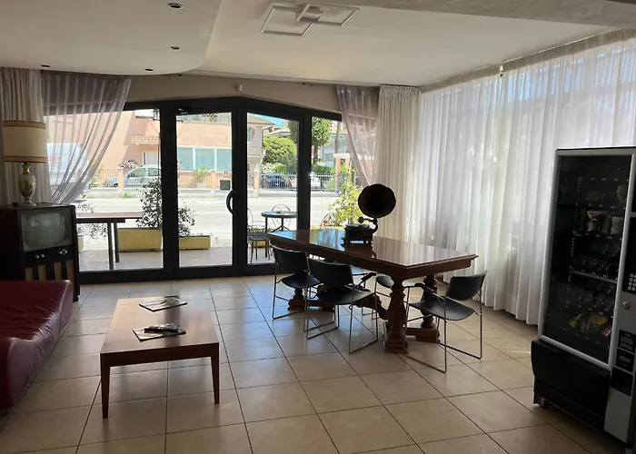 Ubika Hotel