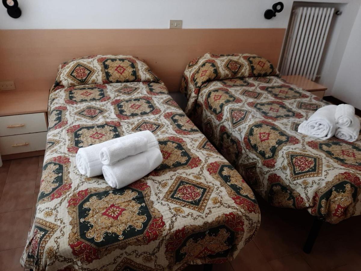 Hotel Ubika 2*
